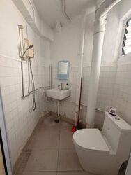 Hougang Avenue 1 (D19), Shop House #626964681